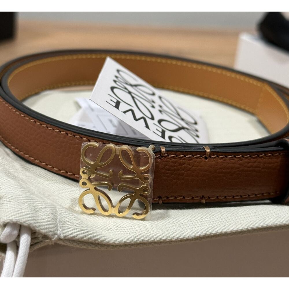 Loewe Anagram Pebble Belt Brown Leather Gold Tone Size 95 New in Box 2cm - Picture 2 of 5